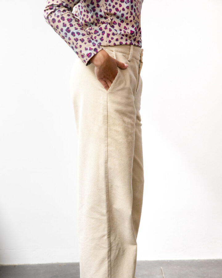 Pantalon en velours à grosses côtes greige