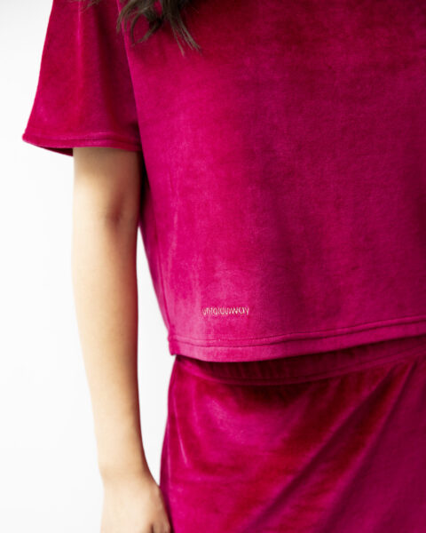 Smooth velvet top in granita colour