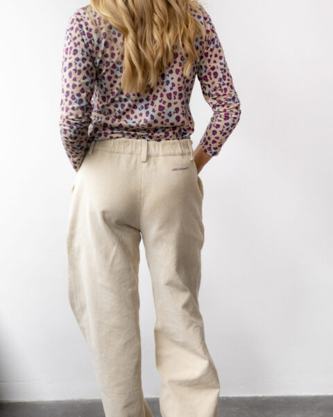 Pantalon en velours à grosses côtes greige